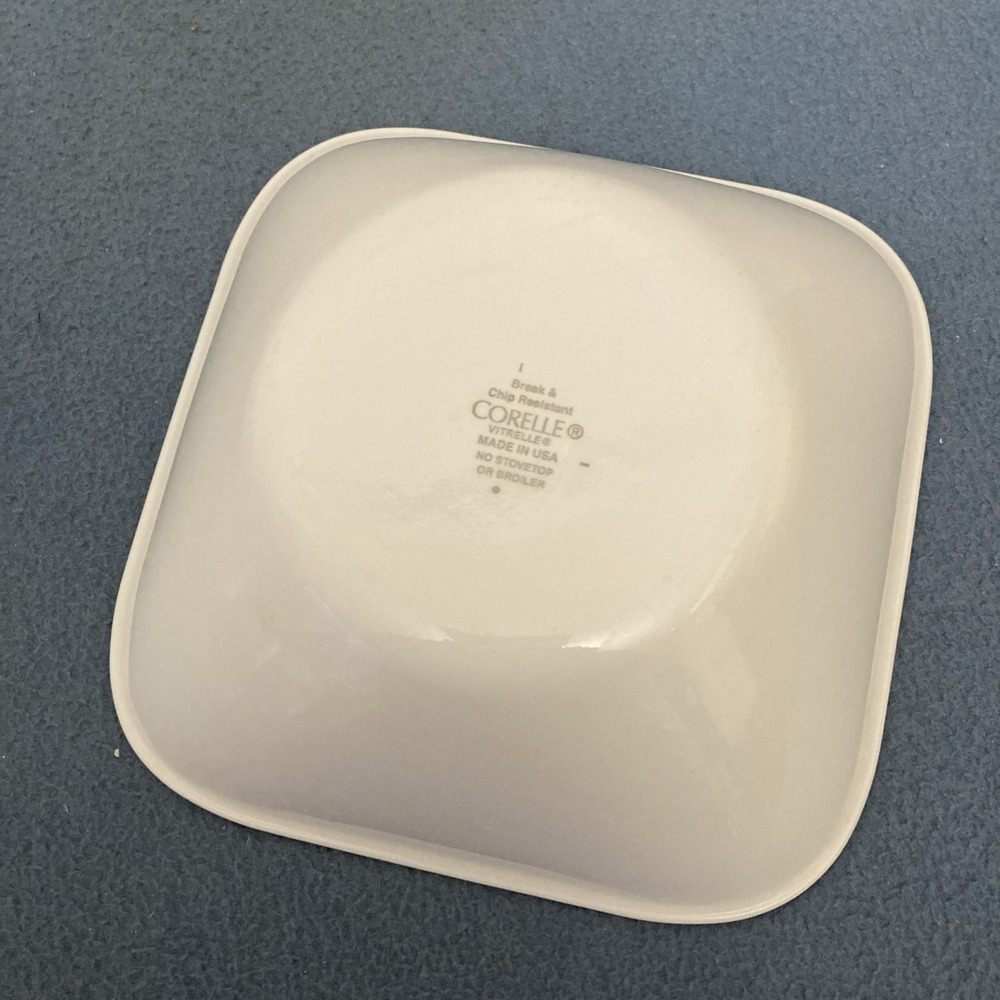 Corelle Coordinates Splendor White w/Red Rim Square Soup/Cereal Bowls - Set of 4 - Picture 4 of 13